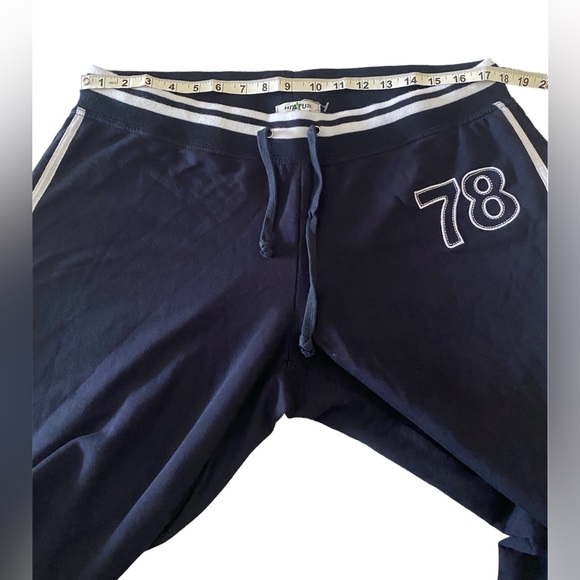 Hiatus women’s cropped pants embroidered logo,navy blue color, size 1X. - Picture 6 of 9